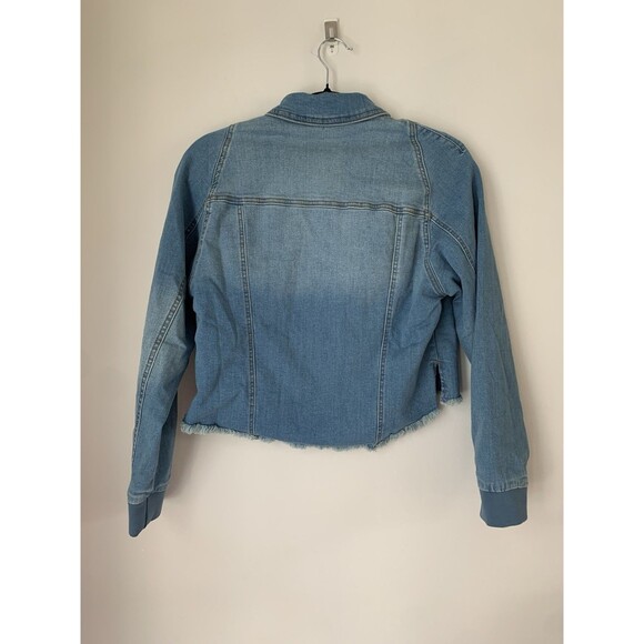 NWT Universal Thread Adaptive Cropped Raw Hem Denim Jacket Medium Wash- Size XS - Picture 7 of 10